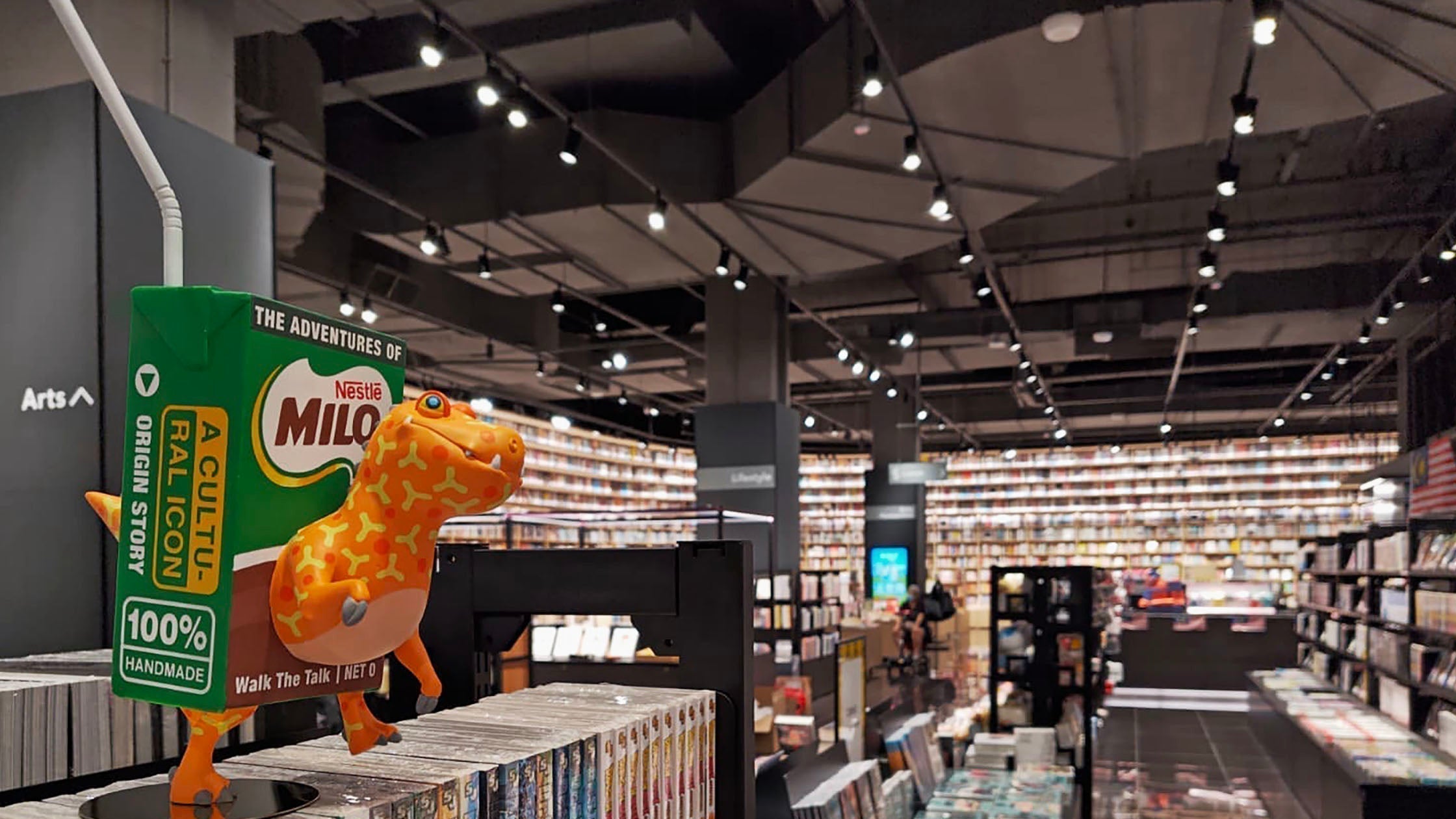 Featured Sculptures at Tsutaya Bookstore : The Artisanal Milo Dinosaurs